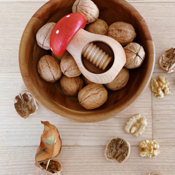 گردو و آجیل شکن چوبی T99