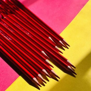 مداد سیاه رنگین کمانی و مداد قرمز KMT PEN
